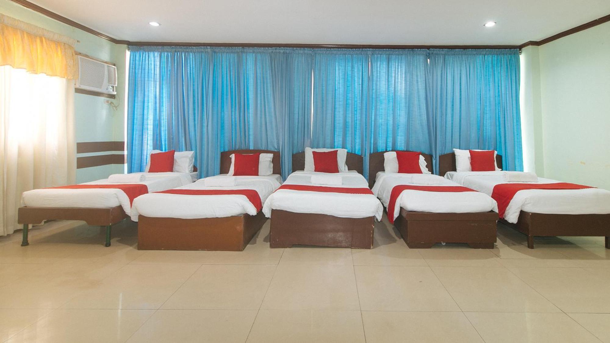 Reddoorz At Maanyag Pension House Mandaue Cebu Eksteriør billede