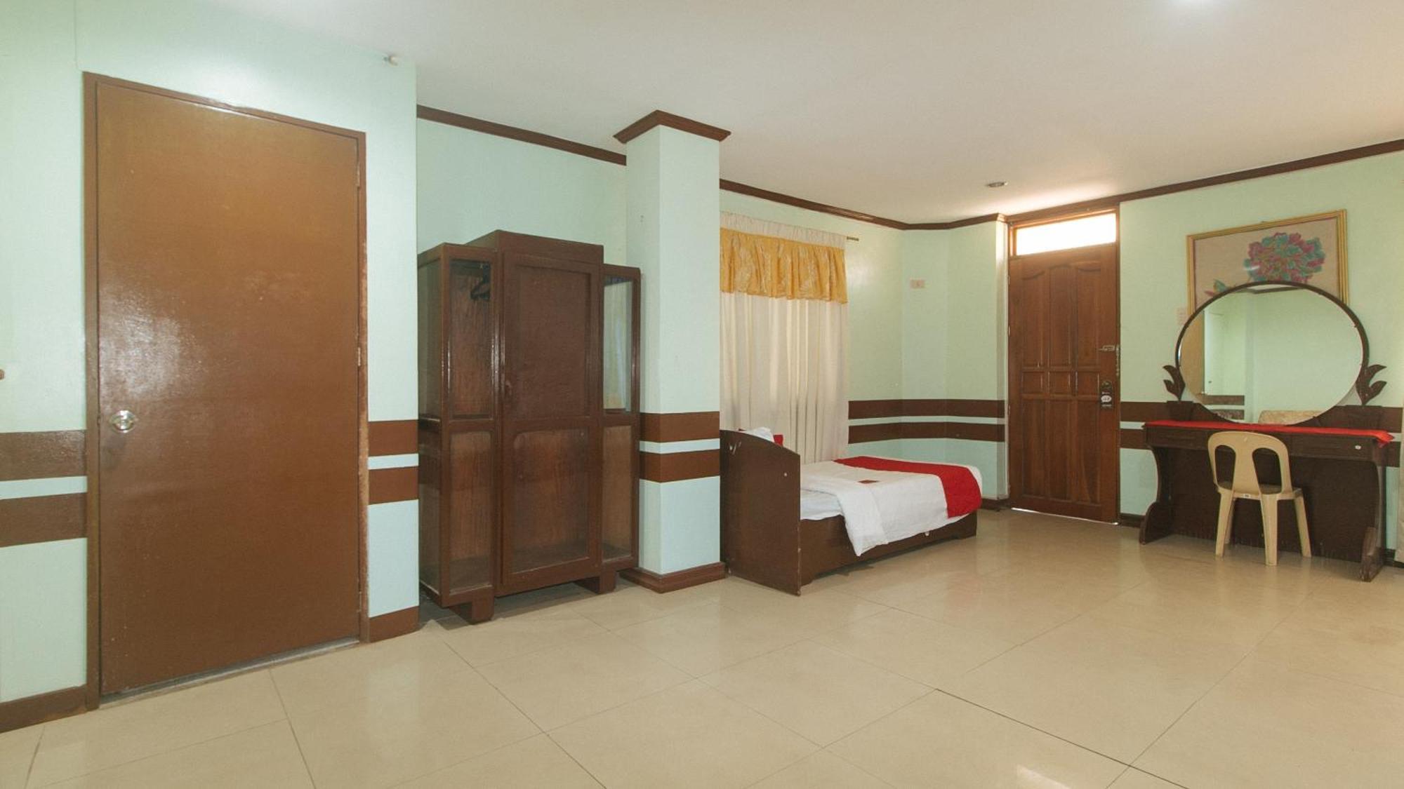 Reddoorz At Maanyag Pension House Mandaue Cebu Eksteriør billede