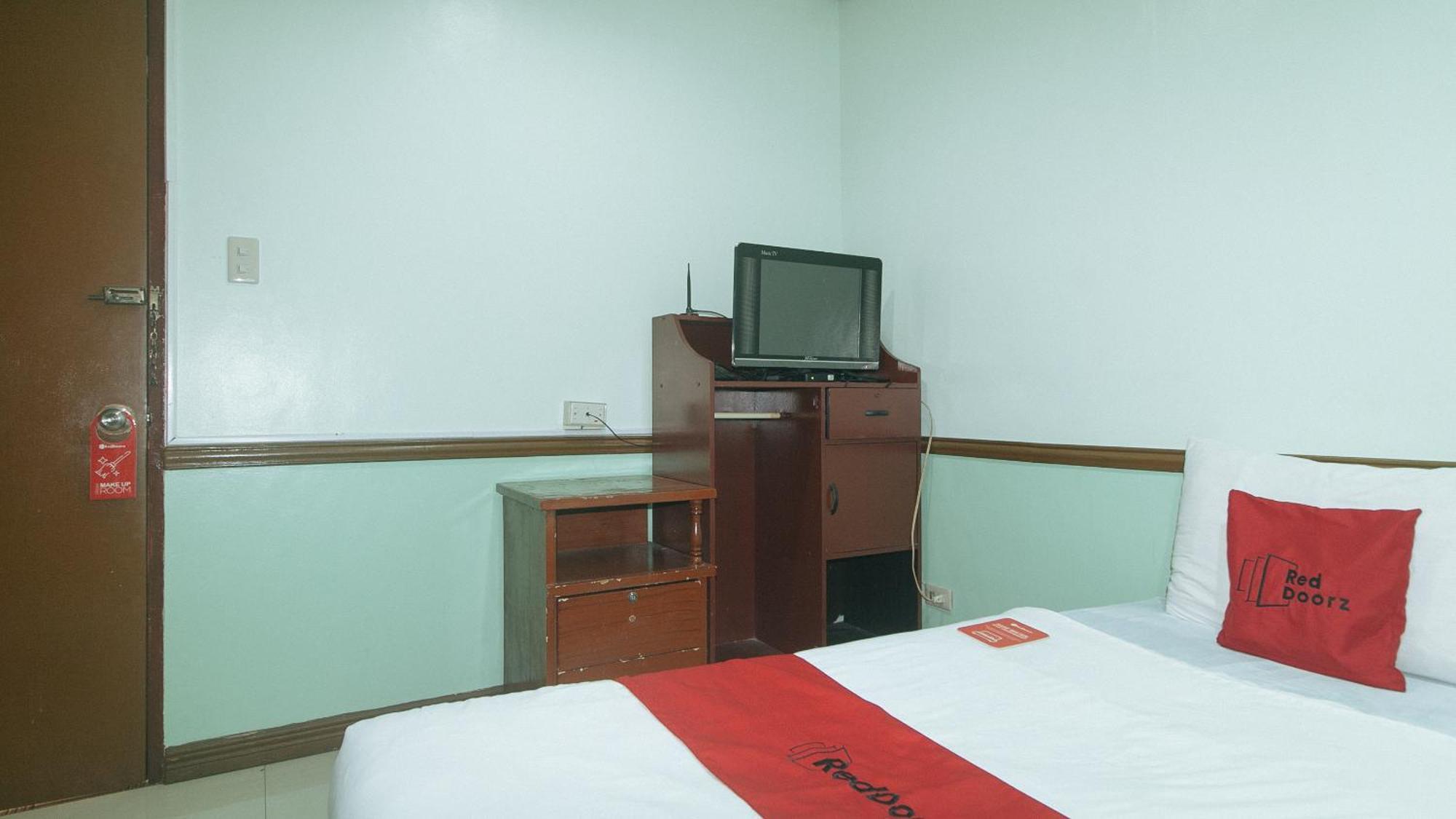 Reddoorz At Maanyag Pension House Mandaue Cebu Eksteriør billede