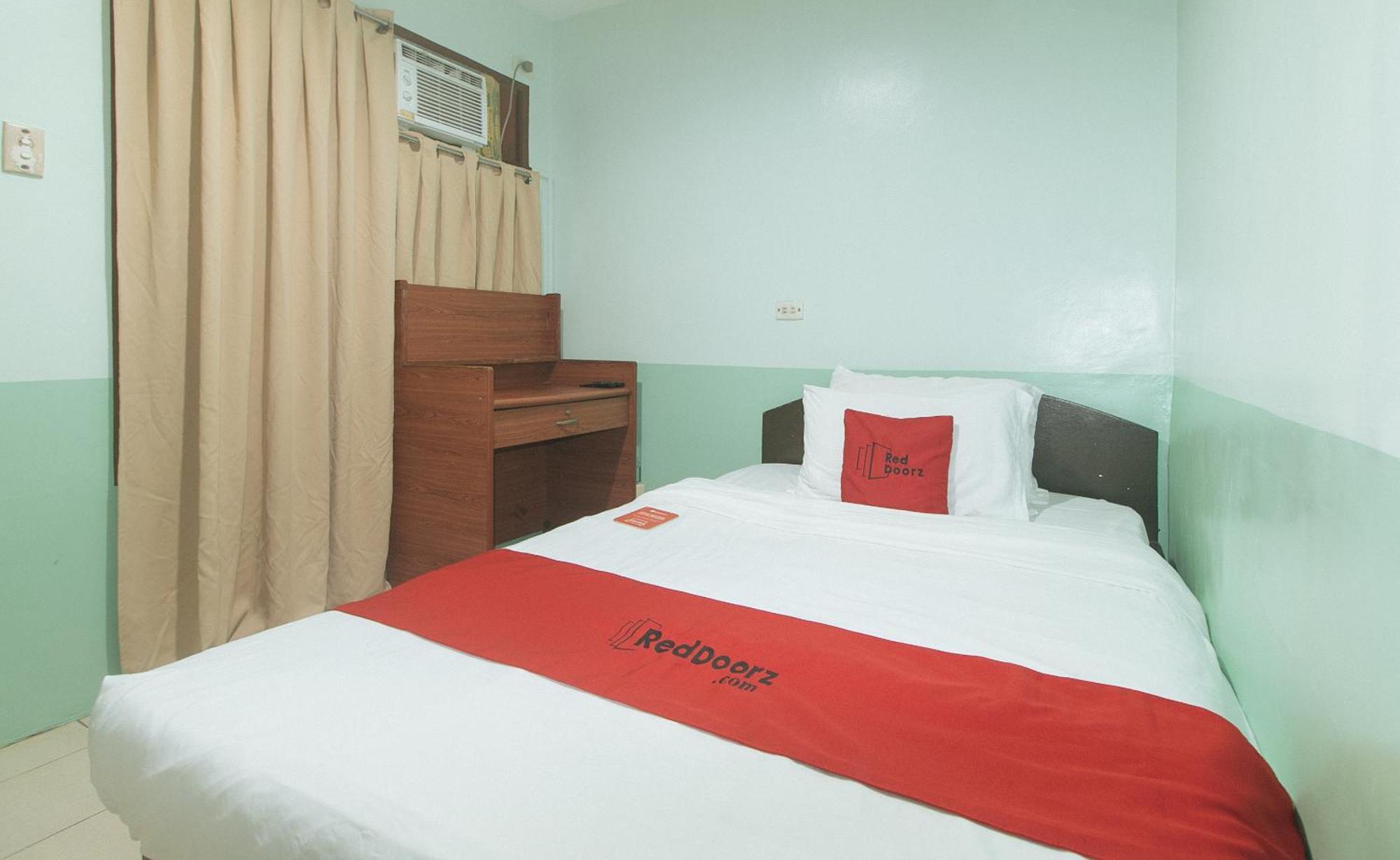 Reddoorz At Maanyag Pension House Mandaue Cebu Eksteriør billede