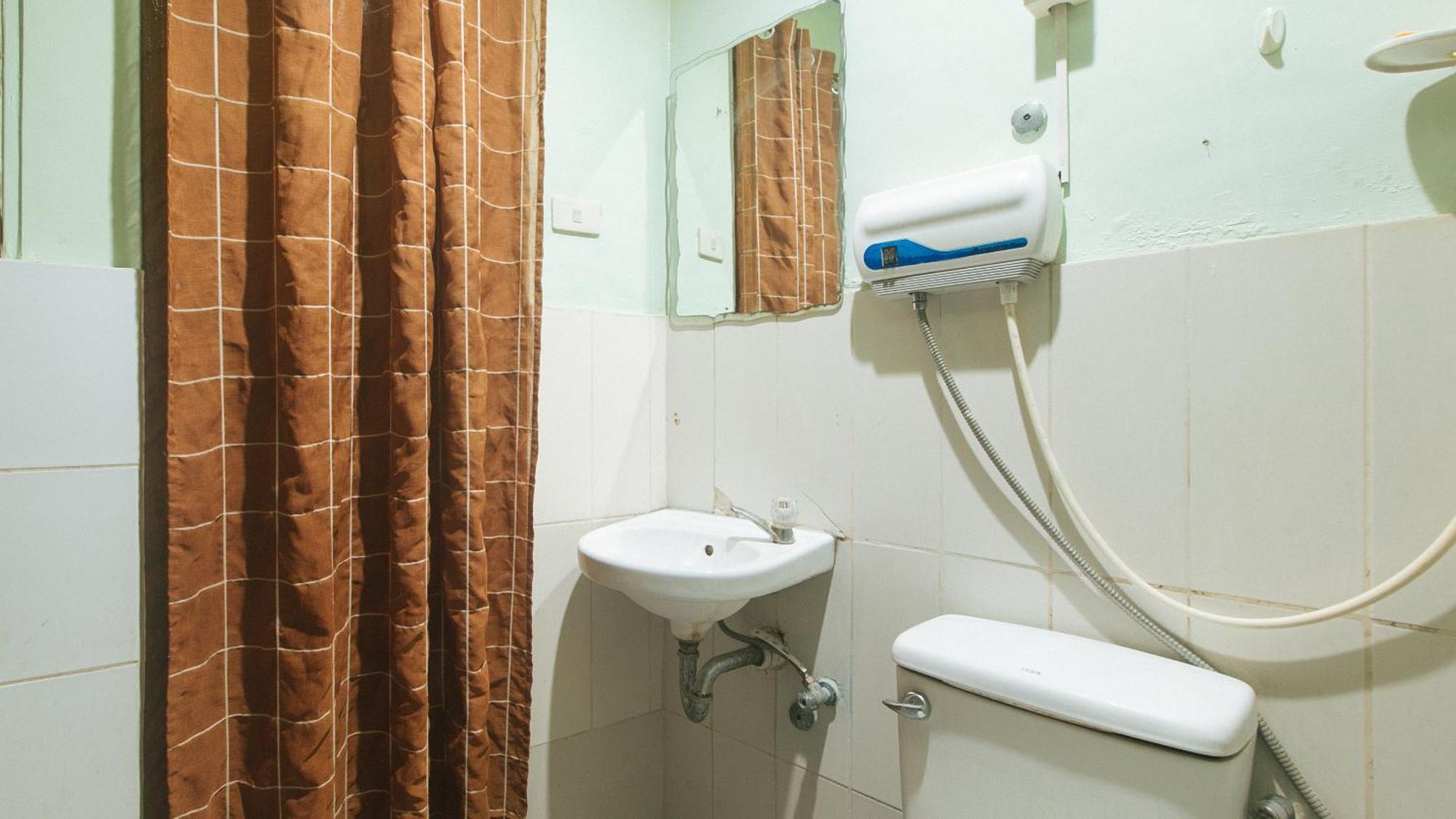 Reddoorz At Maanyag Pension House Mandaue Cebu Eksteriør billede