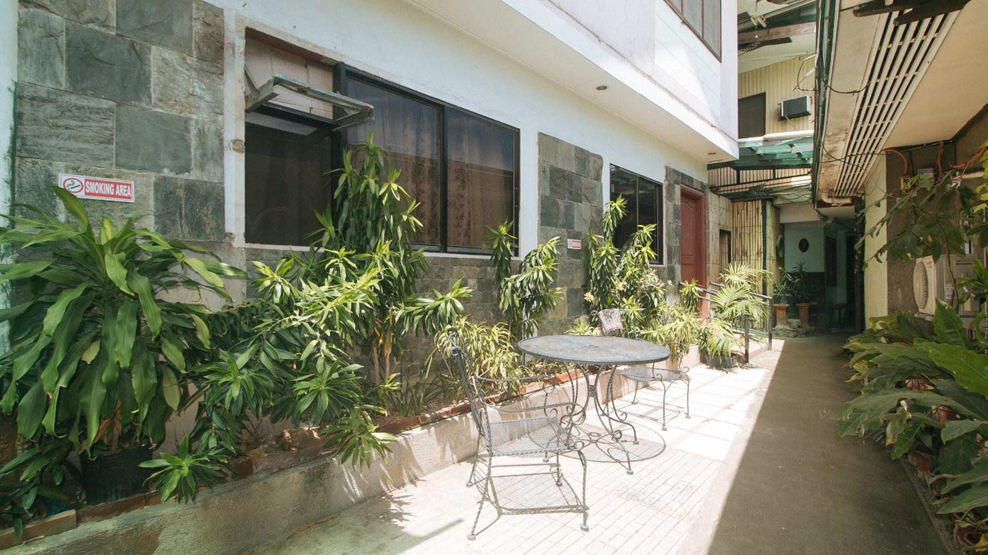 Reddoorz At Maanyag Pension House Mandaue Cebu Eksteriør billede