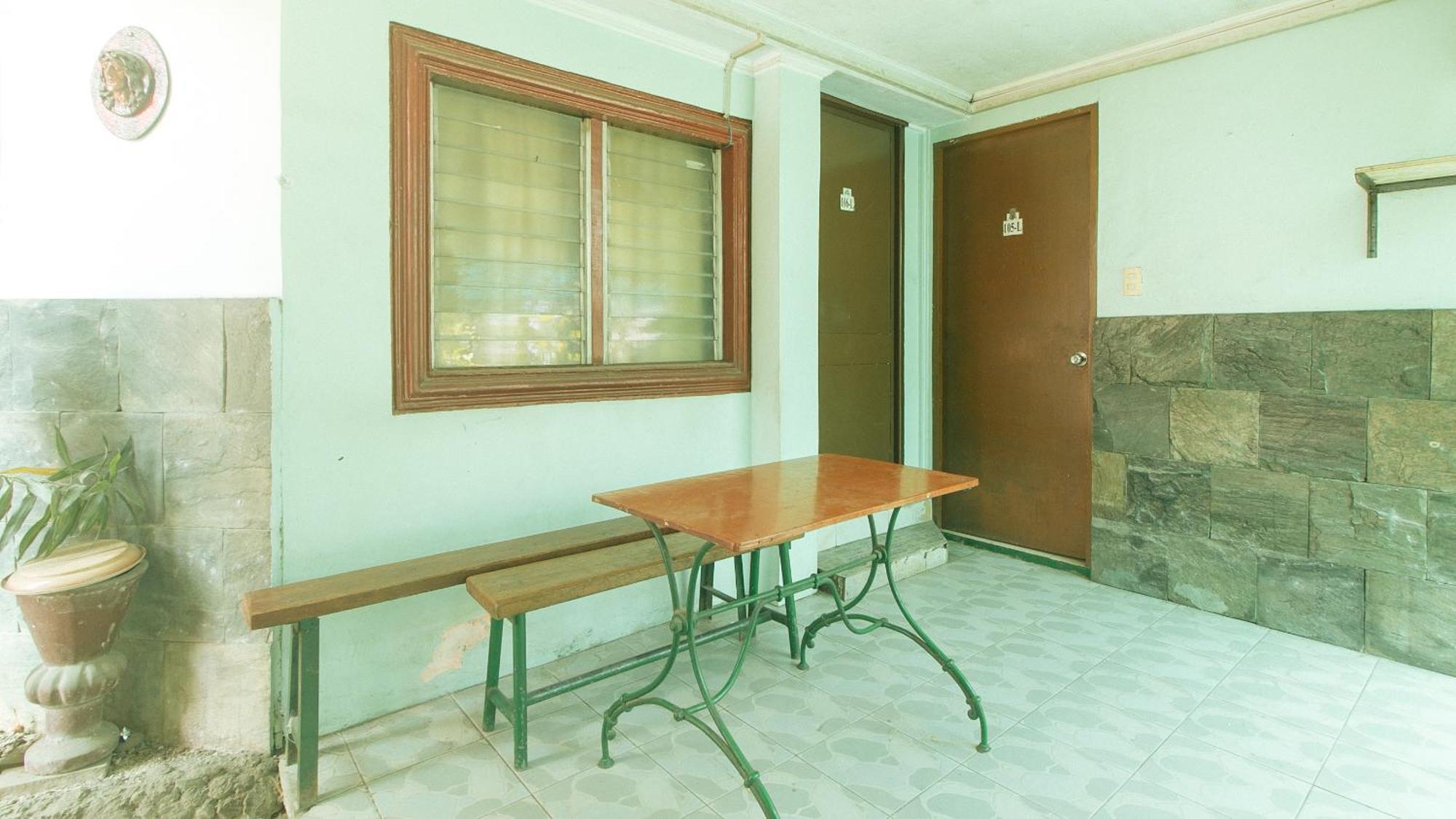 Reddoorz At Maanyag Pension House Mandaue Cebu Eksteriør billede